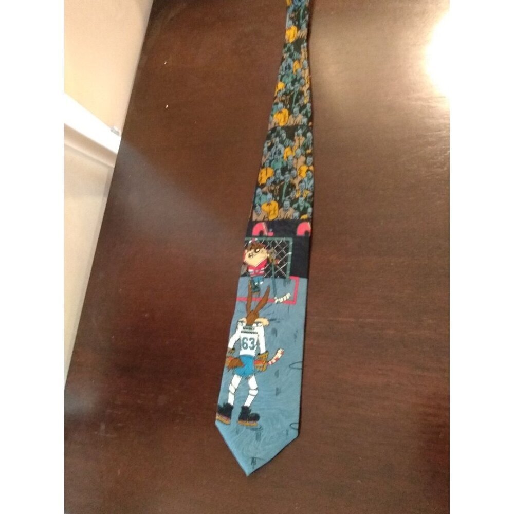 Rare Vintage looney Tunes Quebec Nordiques Neck Tie Taz Bugs Bunny Canadiens 90s